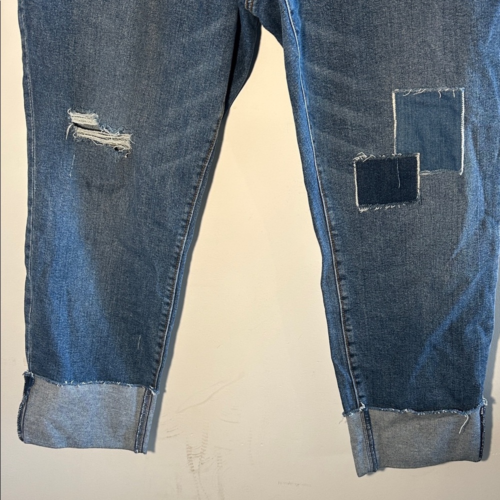 LOFT, Woman’s Size Modern Straight Blue Cropped Jeans with Distressed Details - Picture 4 of 8